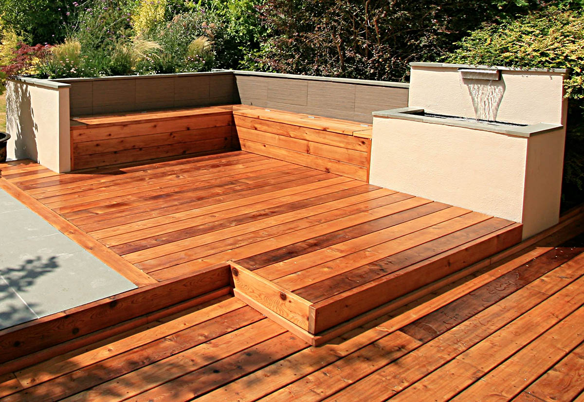 How Long Does a Deck Last in Virginia Weather?